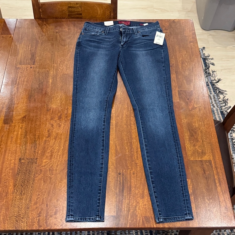 NWT Lucky Brand Brooklyn Skinny Women's Blue Jeans Midrise Slim Fit size 2 / 26R